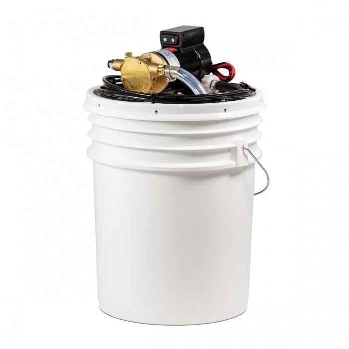 Boat Engine Oil Changes with Johnson Pump! - MacombMarineParts.com