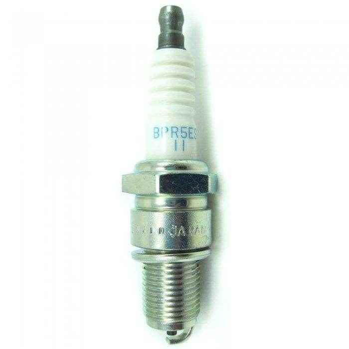 BPR5ES-11 Spark Plug | NGK 7634 - MacombMarineParts.com